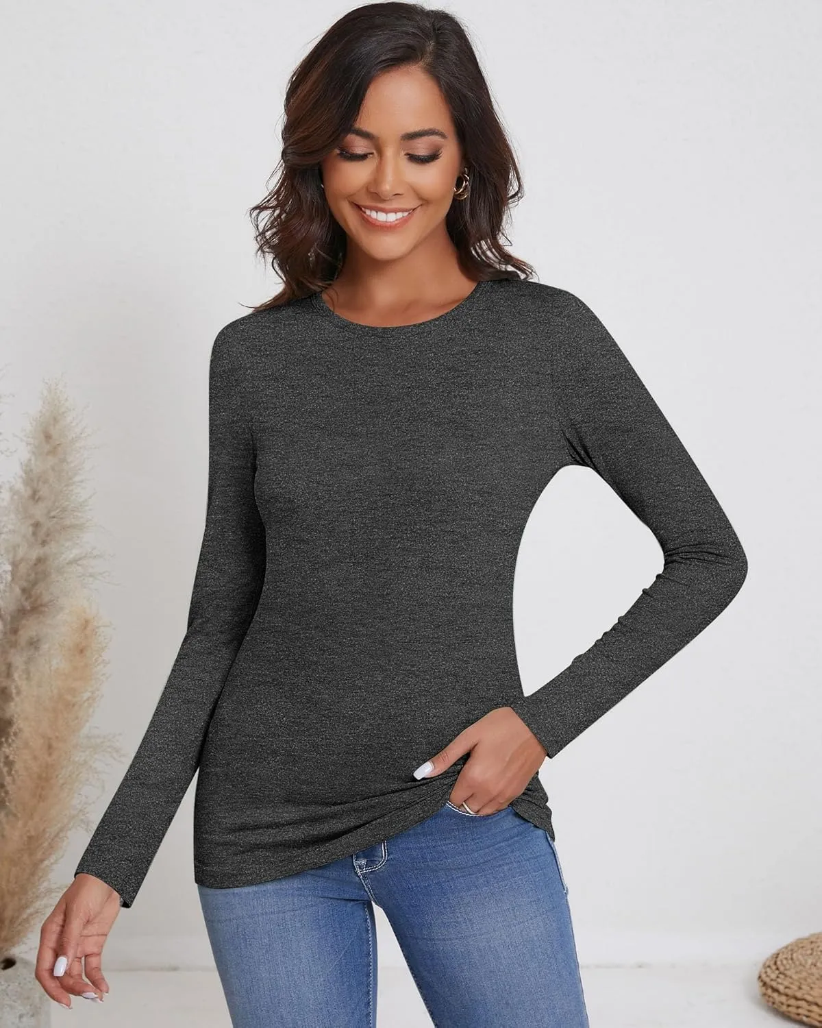 Ficerd 3 Packs Women's Long Sleeve Shirts Crew Neck Shirts 2025 Fall Tops Basic Tee Casual Loose Fit Clothes Outfits Blouse