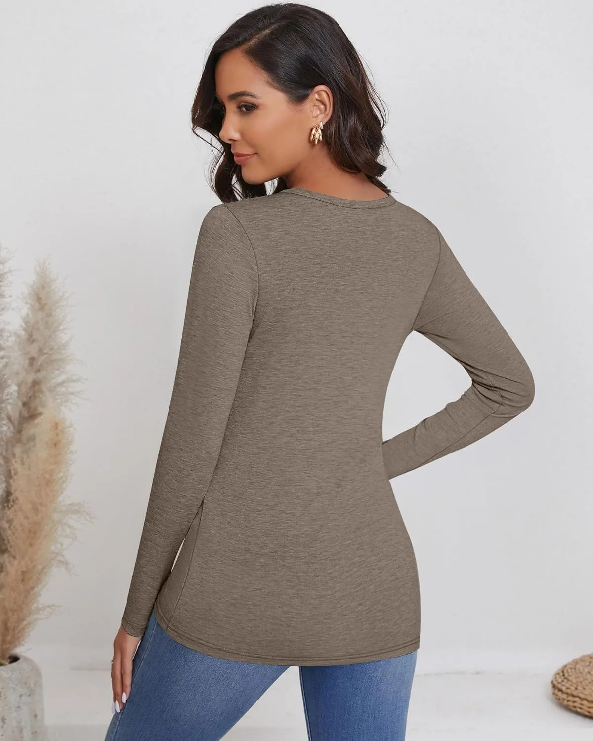 Ficerd 3 Packs Women's Long Sleeve Shirts Crew Neck Shirts 2025 Fall Tops Basic Tee Casual Loose Fit Clothes Outfits Blouse