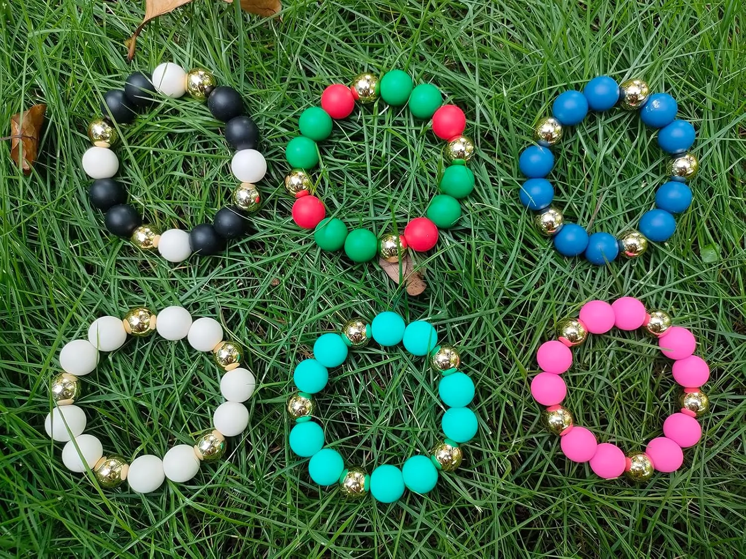 Junyuerly Wristlet Keychain Silicone Beaded Key Ring Bracelet for Women Elastic Bangle Key Chain Holder