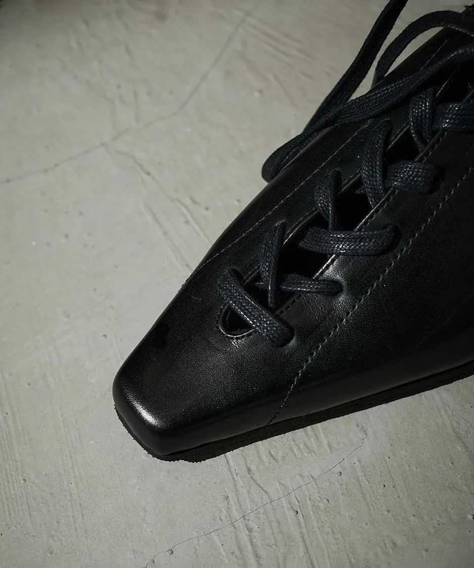 Lace Up Flat Shoes