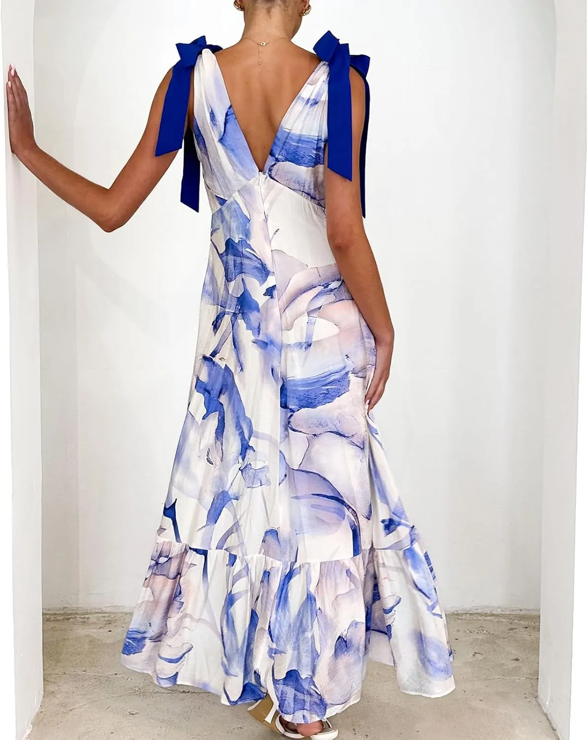 Women Tie Shoulder Boho Maxi Dress Y2k Floral Smocked Long Dress Summer Flowy Vacation Beach Sundress